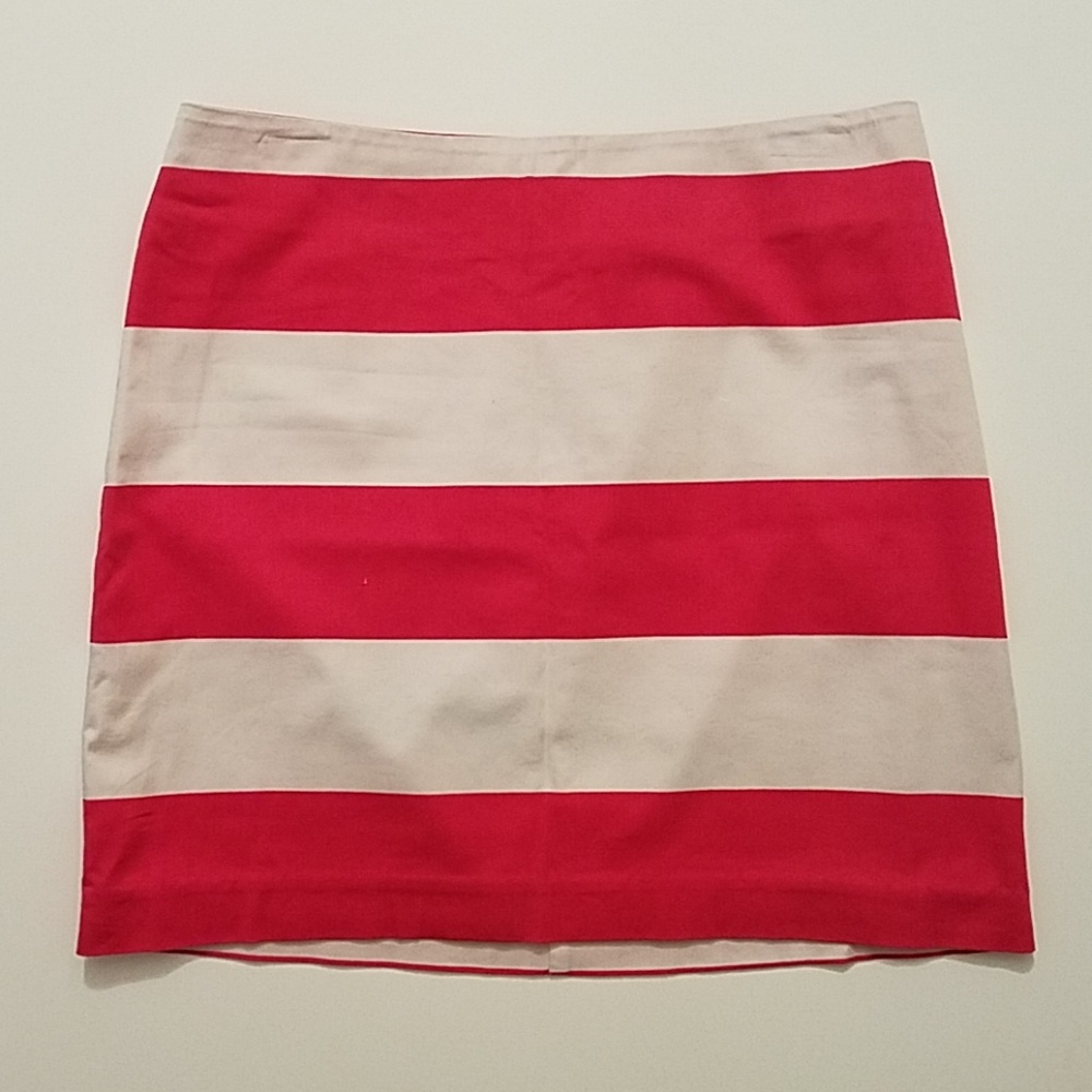 Vineyard Vines pink/white striped skirt